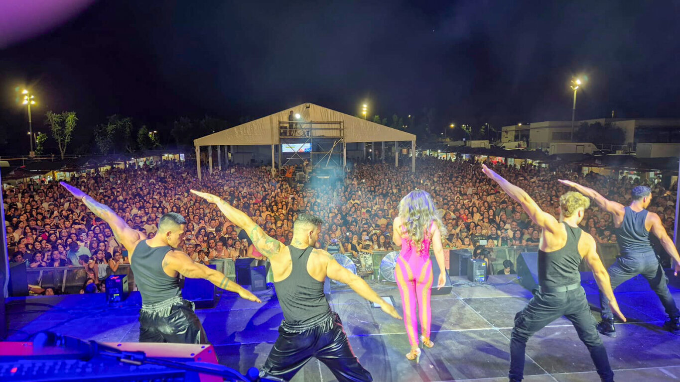 e49934ef79de568b6d1c0167cab06906_2_XL