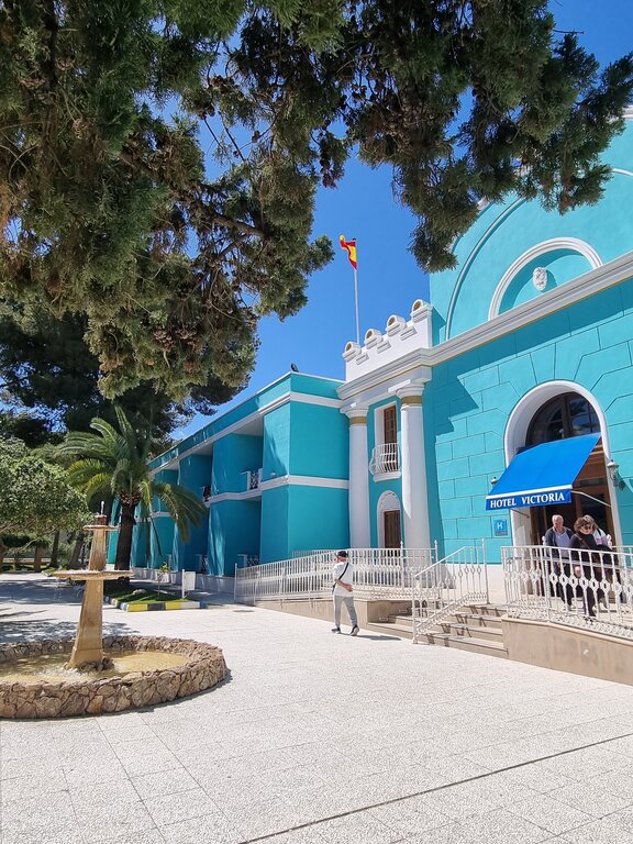 ENTRADA HOTEL VICTORIA