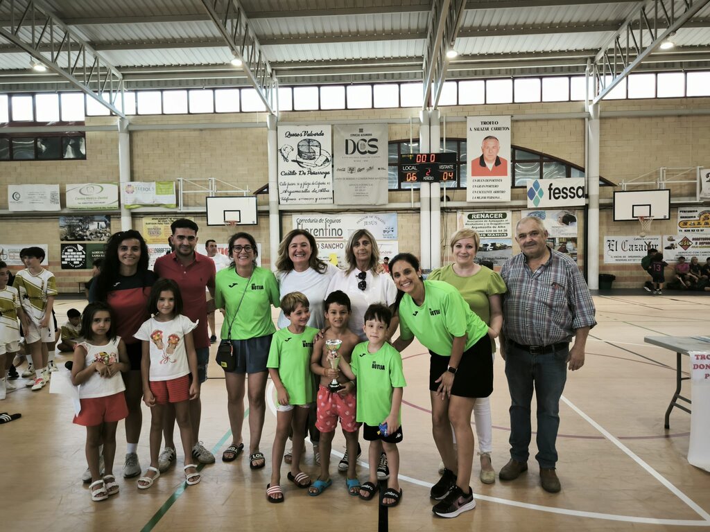 520299107_1926638414761607_1288820507648557444_n