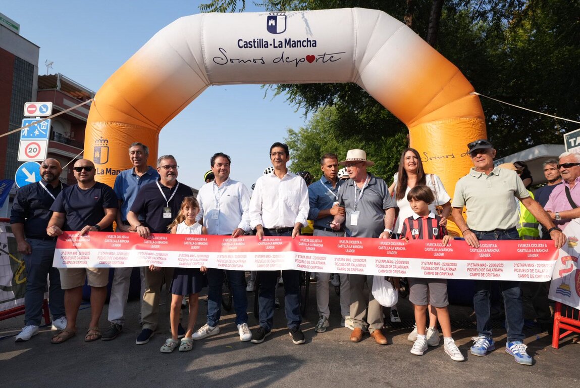 Corte de cinta Vuelta CLM etapa 3