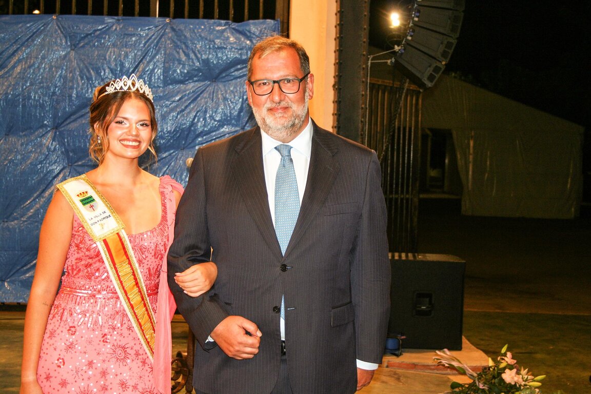 02-Pregon-EntradaReinadelasFiestasCristinaDiaz-MarotoAntonesei3