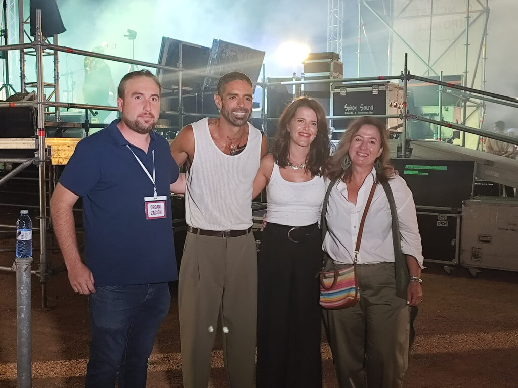 e9b503b6a99eb644398b0092505cda89_2_XL