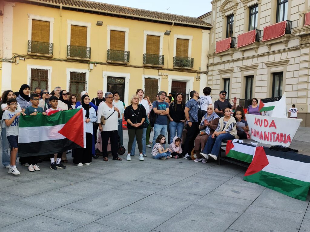 WhatsApp Image 2025-10-02 at 20.18.00