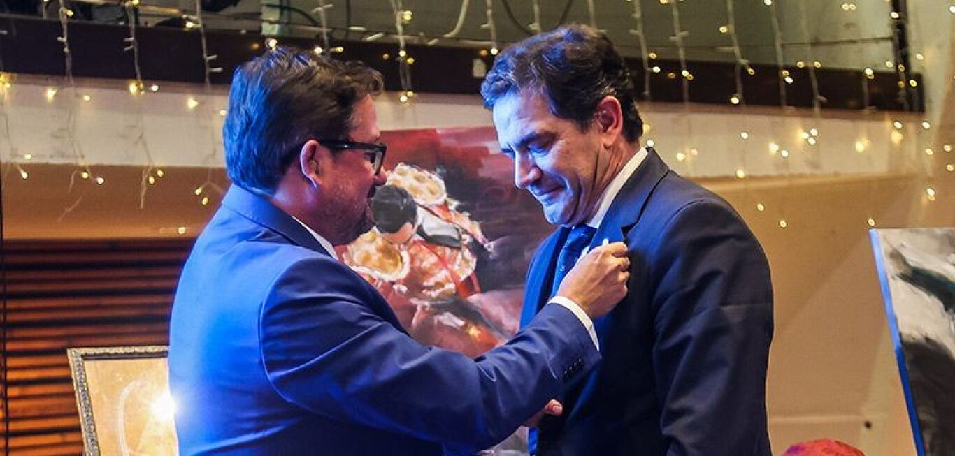 24fb7b7ee1be4802425fa21400981534_XL