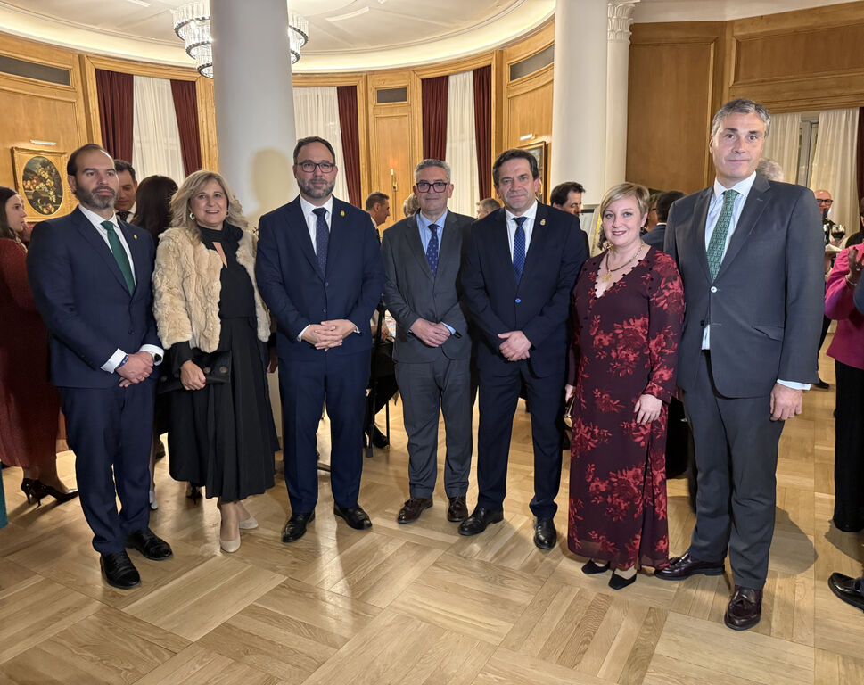 199fe37c18ce85f13453c0cba47c8548_4_XL