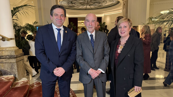 199fe37c18ce85f13453c0cba47c8548_L