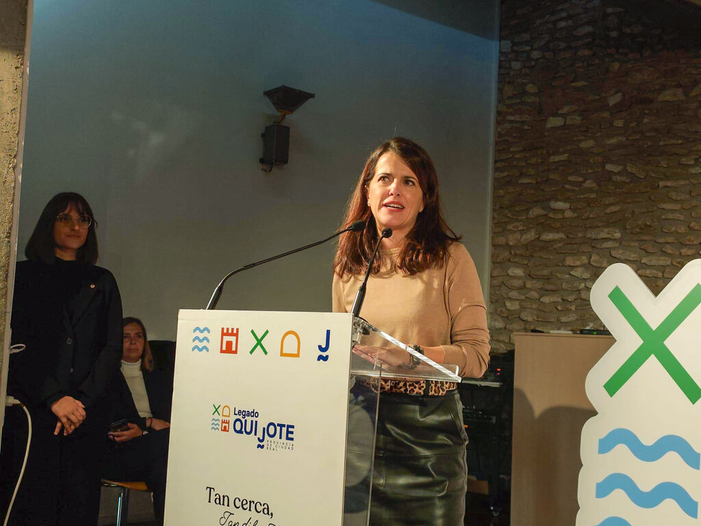 b63f55e2dabe4ce78bfa9232301df2db_2_XL