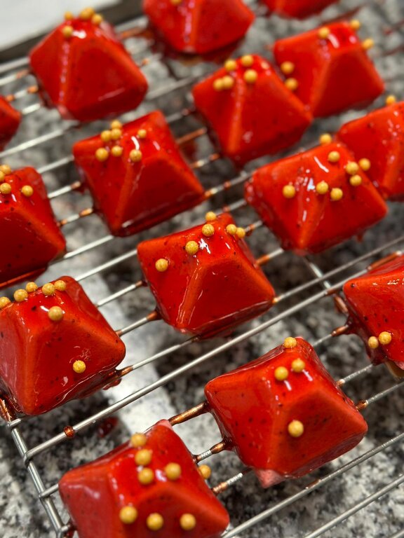 WhatsApp Image 2025-12-15 at 09.17.43(2)