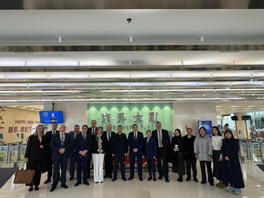 0a8c1277695e2e56807c69003916777a_6_XL