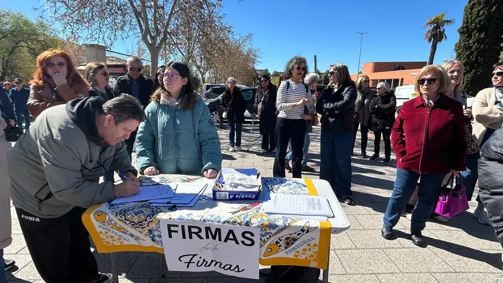 recogida-firmas-luz-mancha