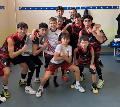 4 celebración infantil Grupo 76 Alaksar