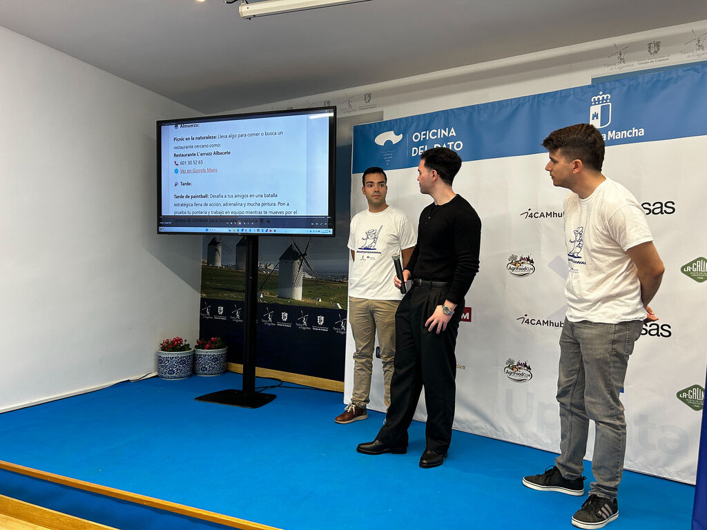 55229930104_b6c76ffbd8_k