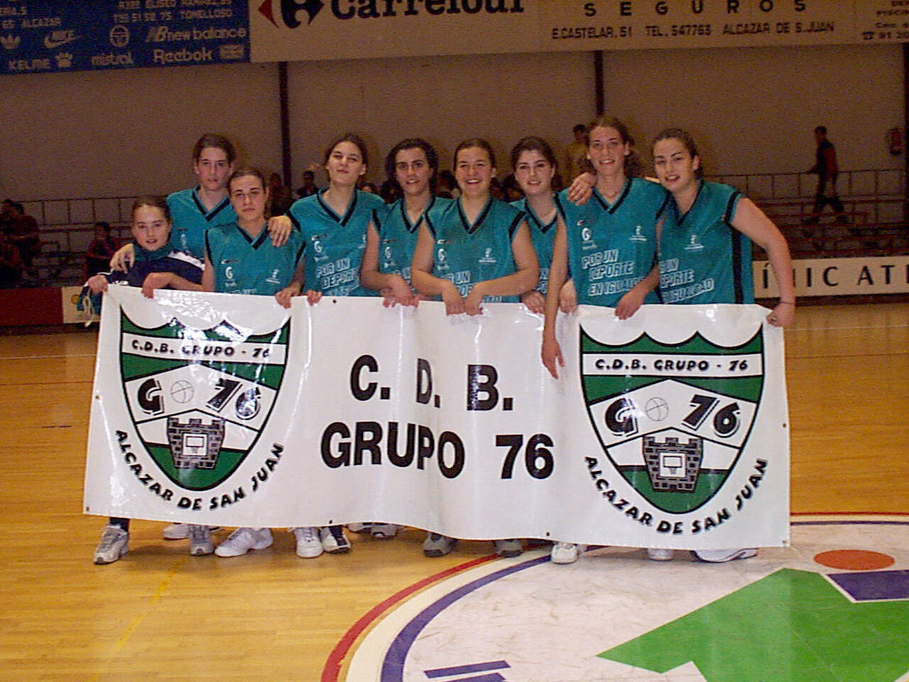 9 G76pancarta